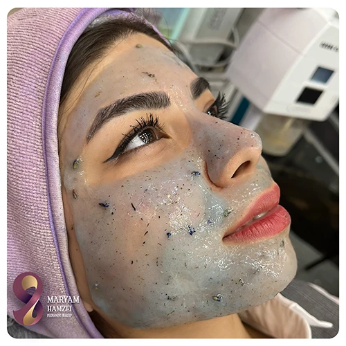 آبرسانی پوست با پیگمنتر پگاه در شعبه کرج