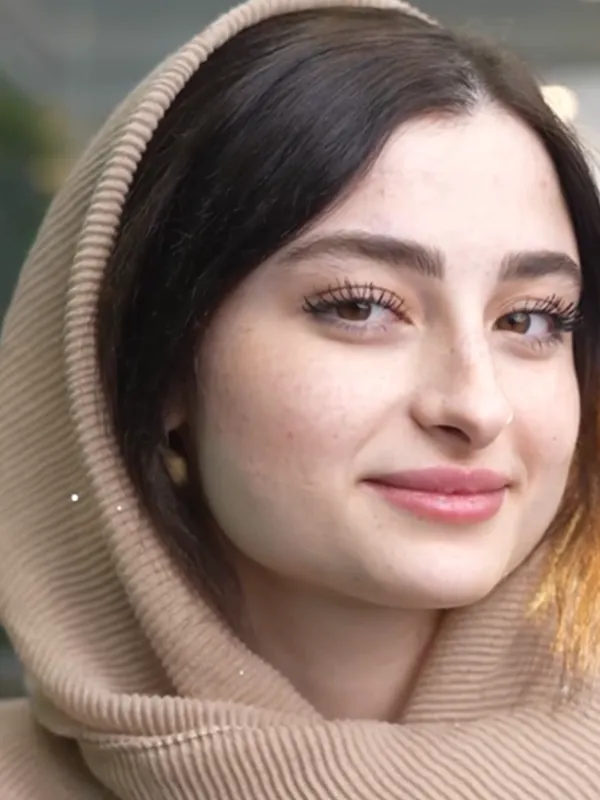 میکروبلیدینگ ابرو برای سارا و نیکا در مرکز زیبایی مریم حمزه ای