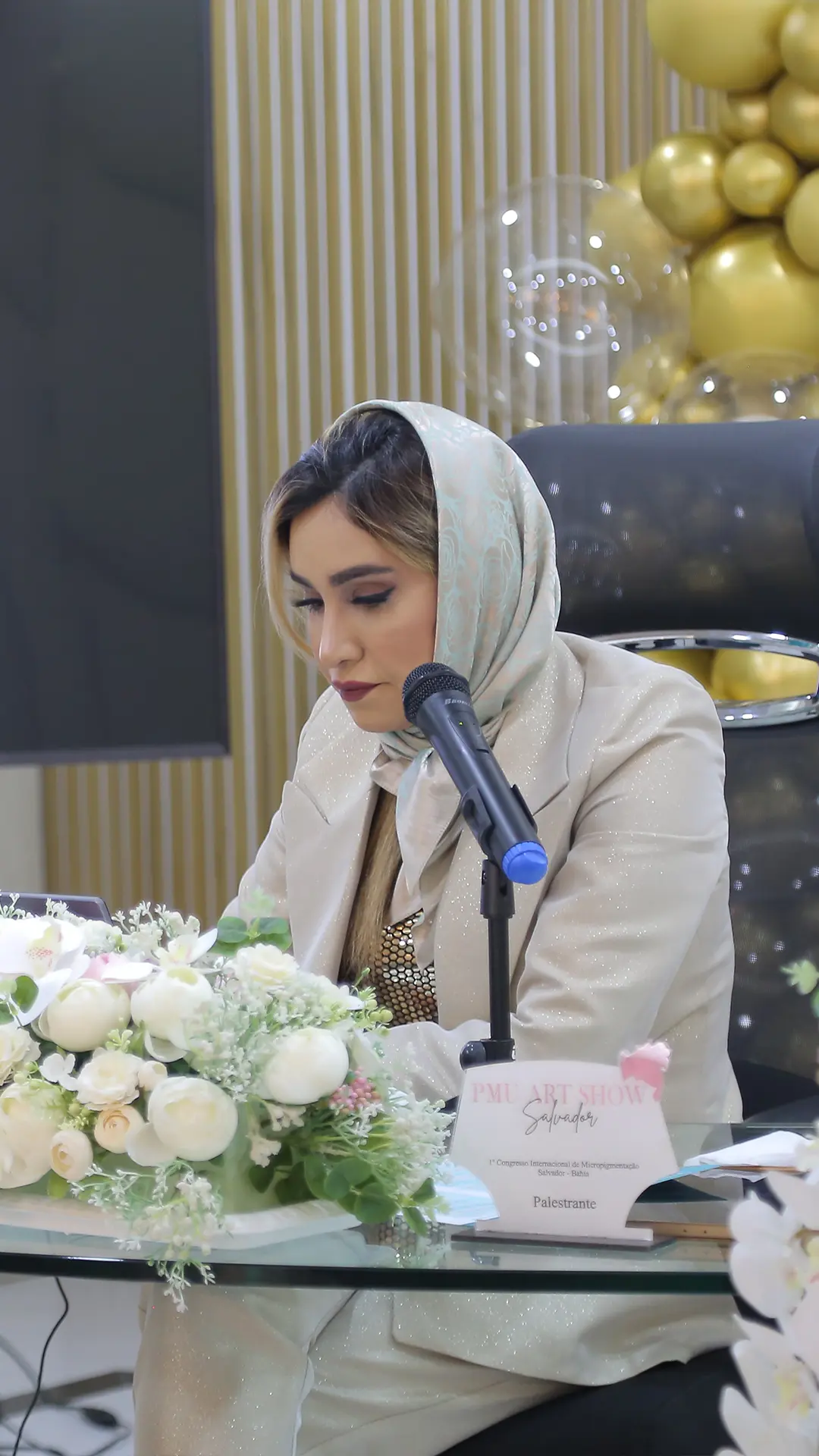 مرکز آموزش آرایش دائم مریم حمزه ای