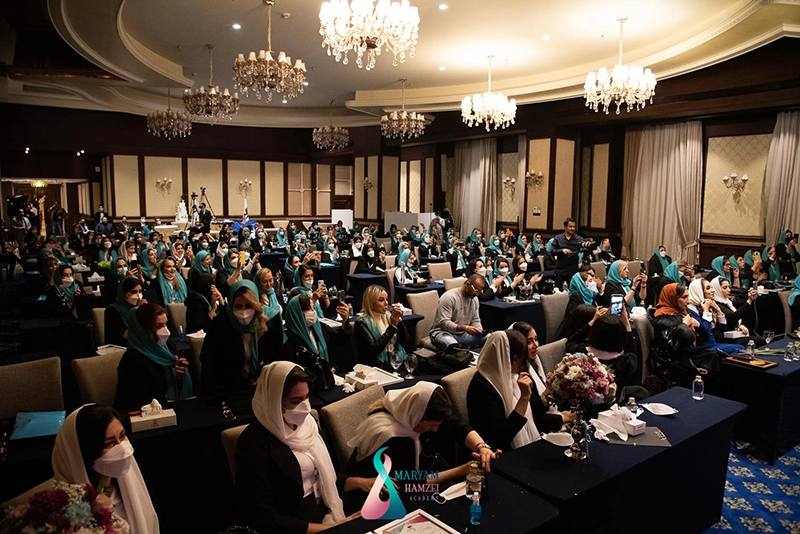 آموزش تخصصی میکروبلیدینگ
